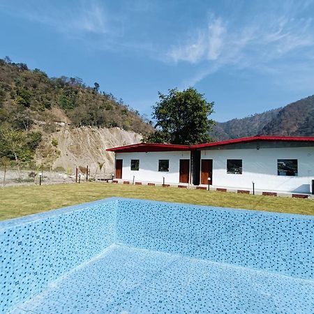 The Waterfront Resort Rishīkesh Exterior foto